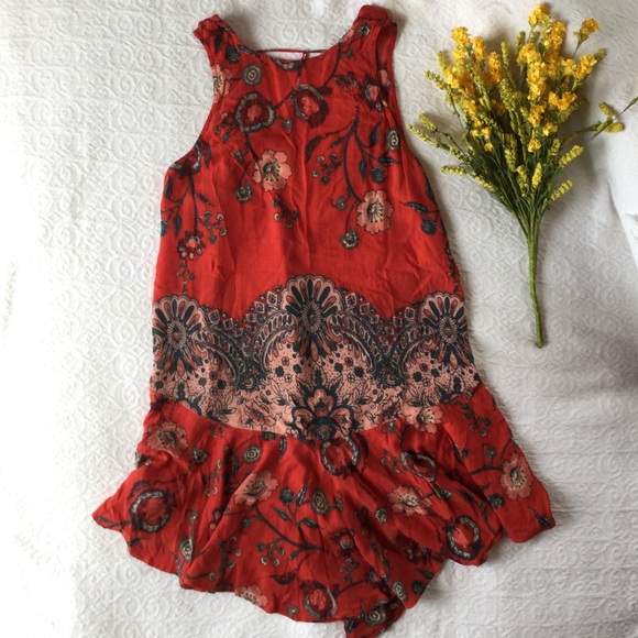 Free People Dresses & Skirts - .FREE PEOPLE. Free People Floral Dress